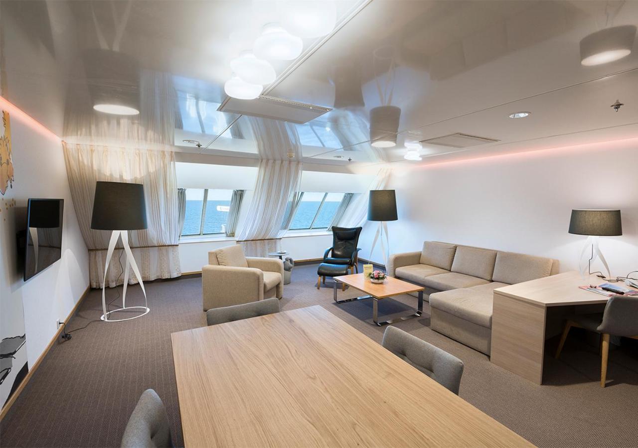 Viking Line Ferry Viking Cinderella - One-Way Journey From Stockholm To Helsinki Hotel Cameră foto
